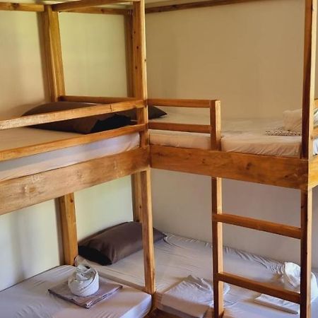 Teritoryo Siargao Hotel Хенерал Луна Екстериор снимка